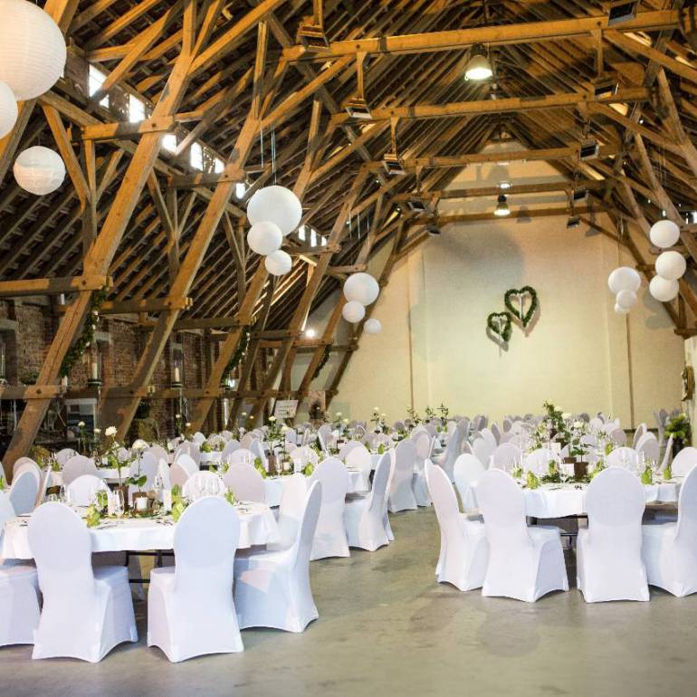 Hochzeit im Feststadl