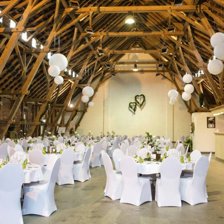 Hochzeit im Feststadl